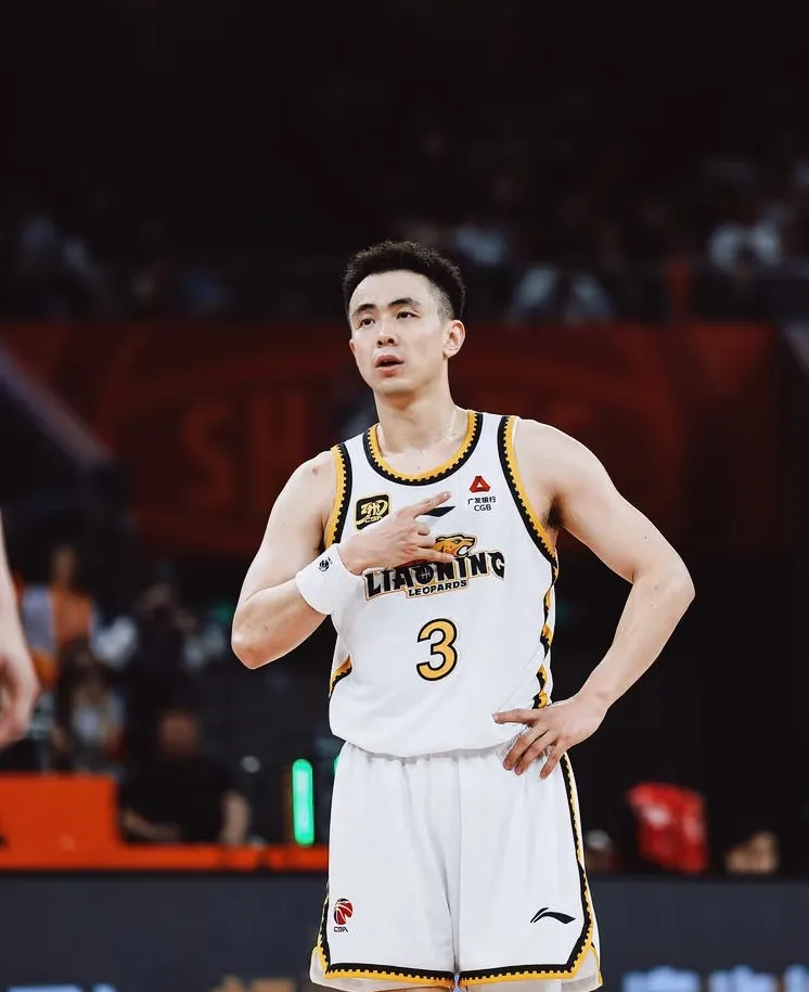 九游下载中心-包含数据狂潮：命中率47%，助攻20+，团队表现亮眼！的词条