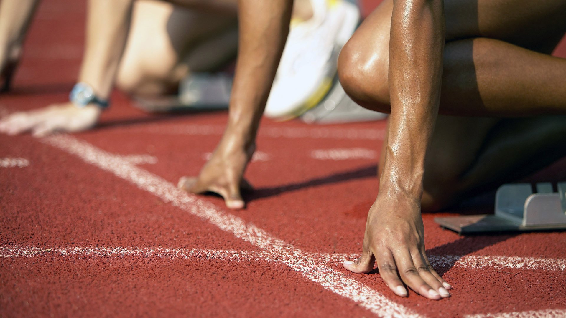 “足球+文化”产业融合升级，推动行业创新链完善，足球工业化